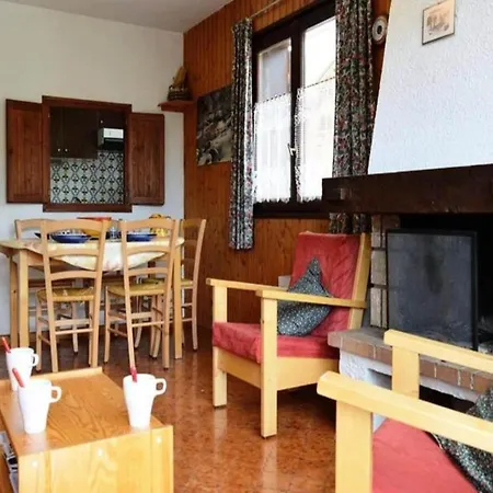 Piste Rouge B Apartment *